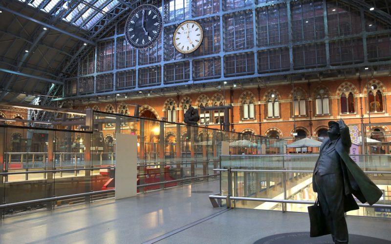 Can I Leave My Bags at Euston Station?